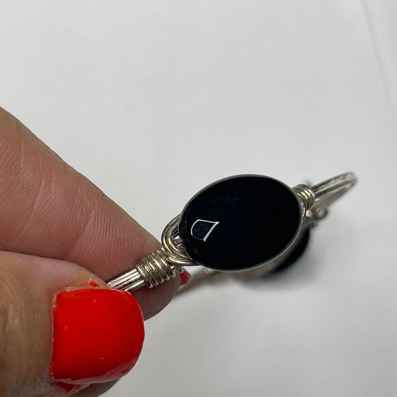 BOURBON & BOWETIES silver tone faceted black bracelet bangle jewelry wire wrap - Picture 9 of 11